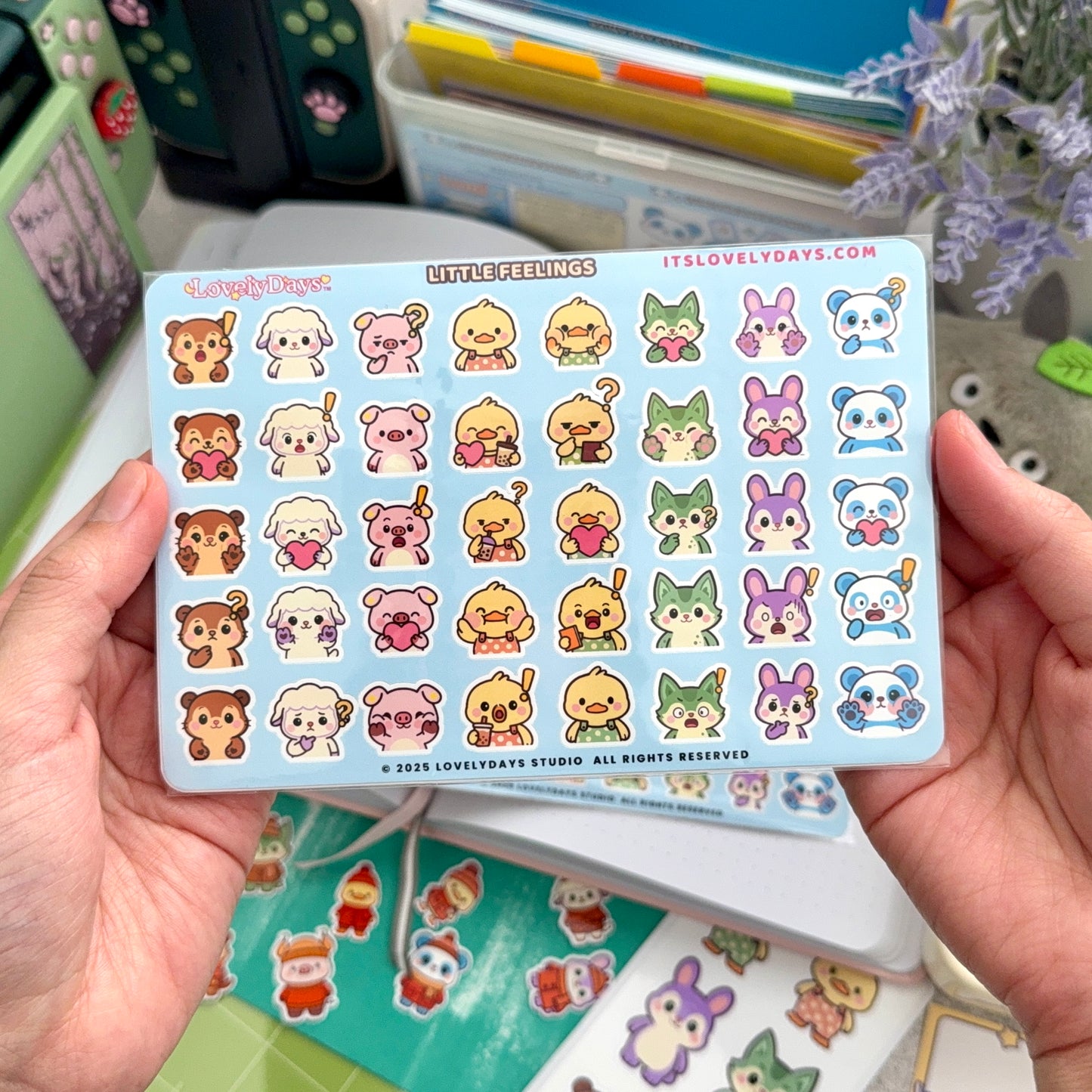 "Hello Loves!" & "Little Feelings" Pack