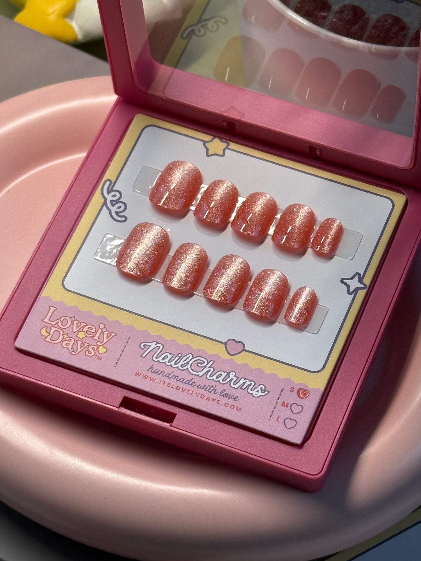 Everyday Basic: Peach Glow