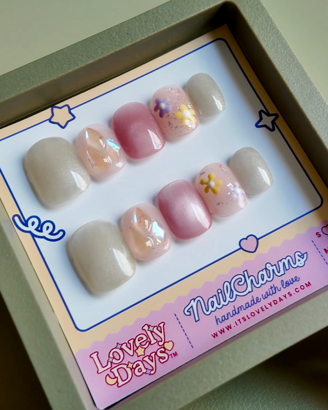 Premium Edition: Daisy Bloom
