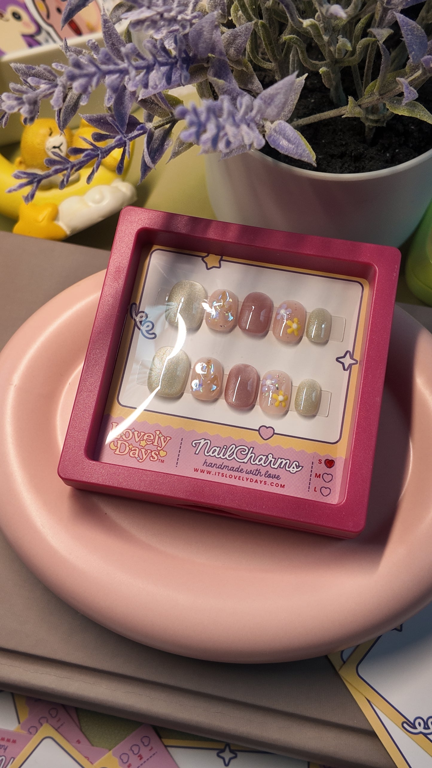 Premium Edition: Daisy Bloom