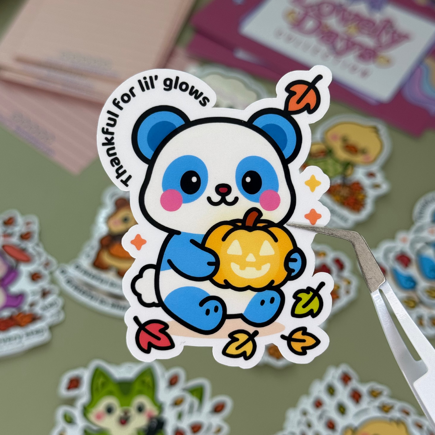 Lumi "Thankful for lil' glows"