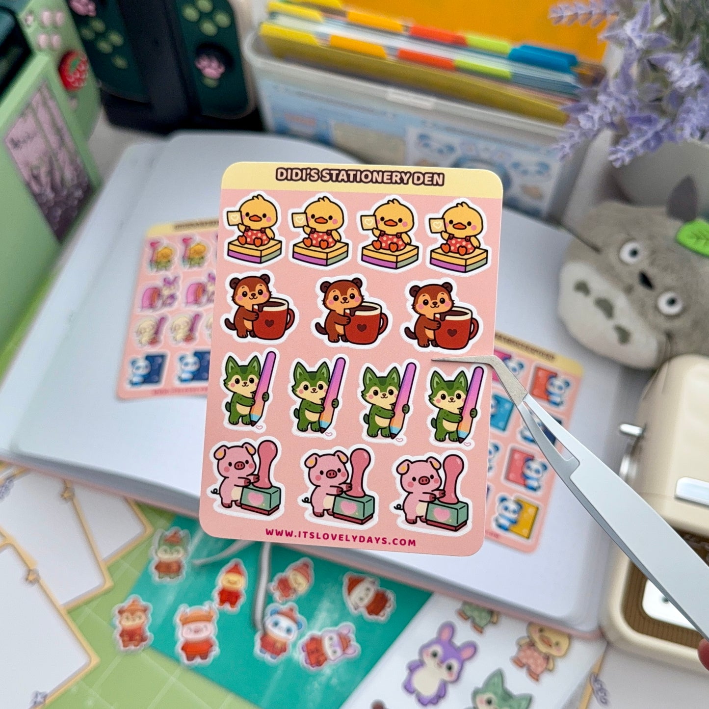 "Didi's Stationery Den" (3 mini sheets)